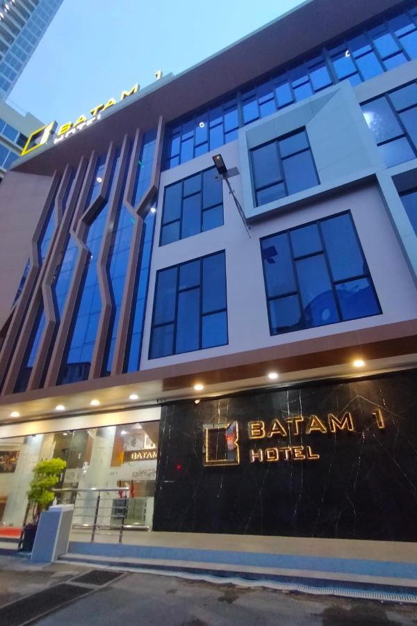 Batam 1 Hotel Nagoya Esterno foto